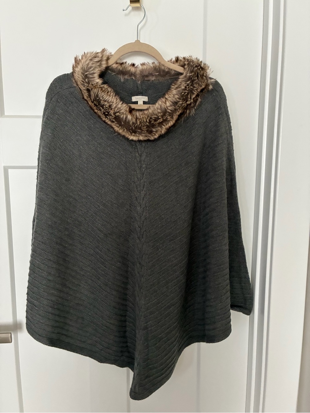 Talbots Gray Knit Women's Poncho with Faux Fur Collar